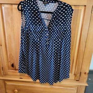 Cocomo sleeveless blouse size XL Blue and white polka dots